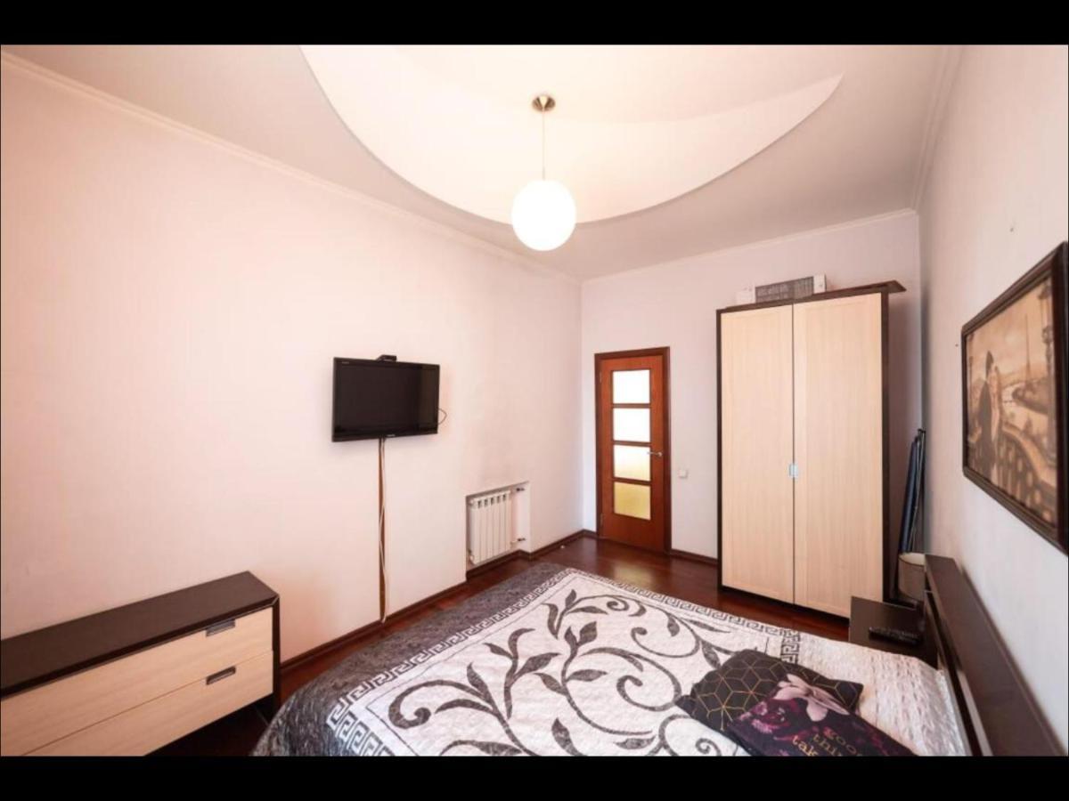 Kievapart Apartment Luaran gambar