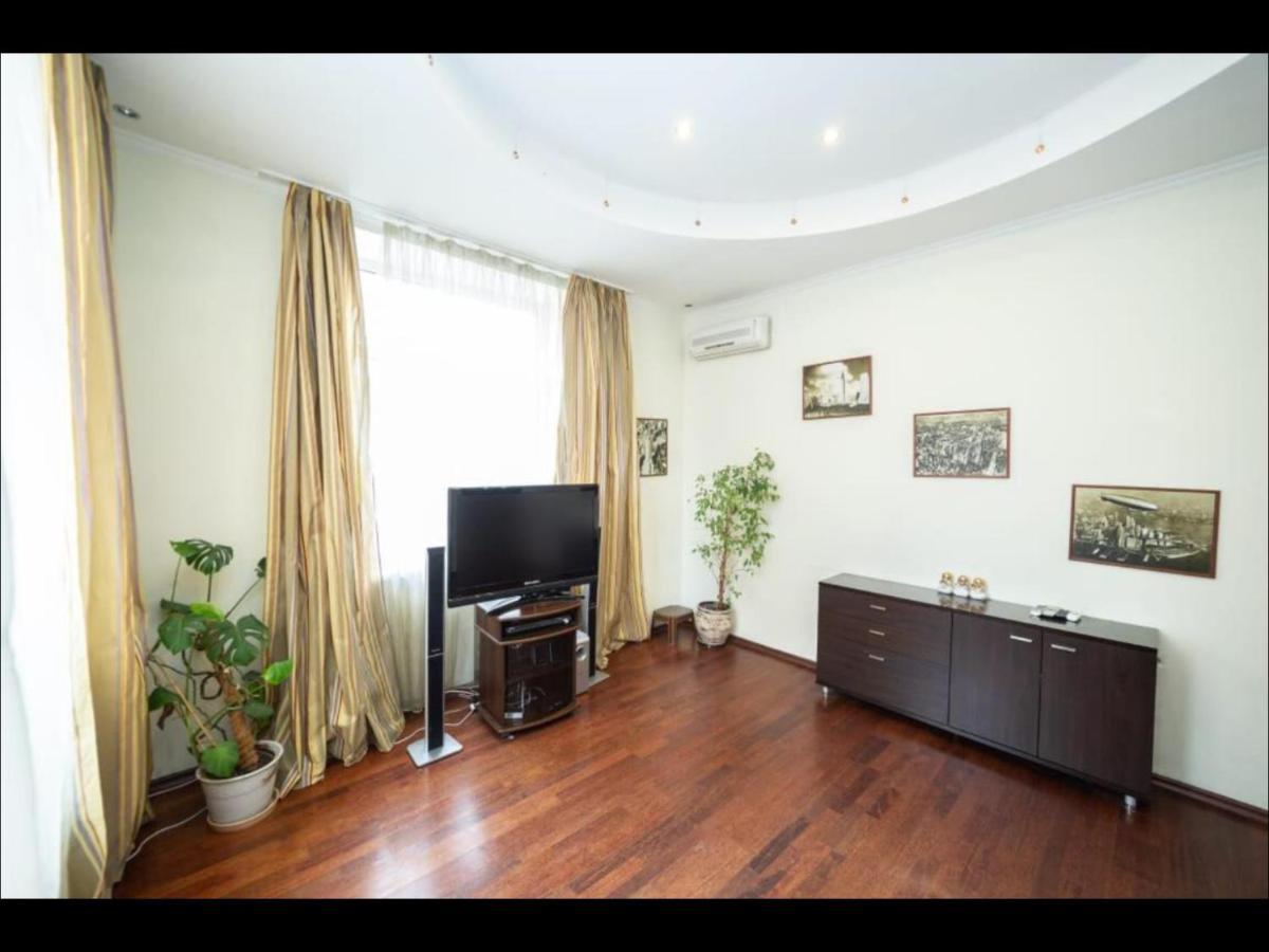 Kievapart Apartment Luaran gambar