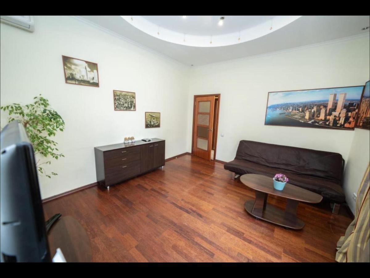 Kievapart Apartment Luaran gambar
