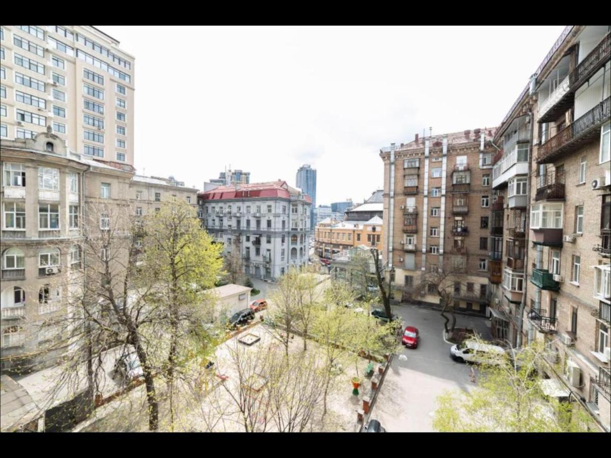 Kievapart Apartment Luaran gambar