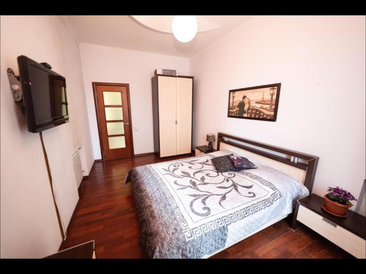Kievapart Apartment Luaran gambar